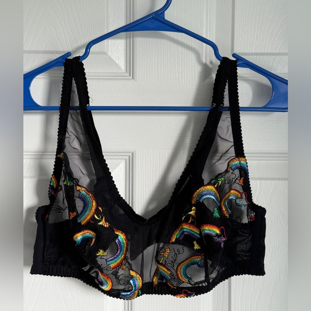 Savage x fenty pride bralette